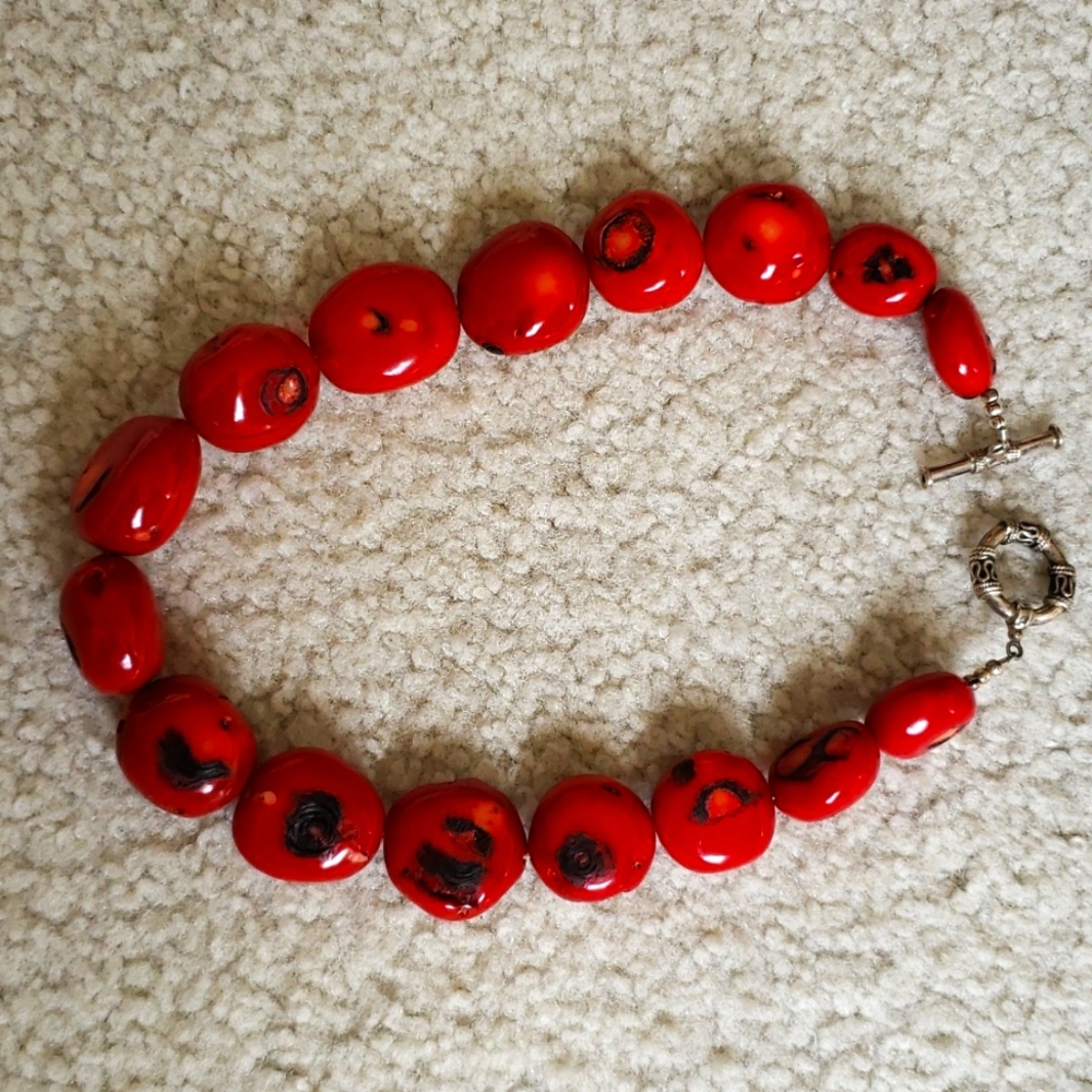 Large bead necklace